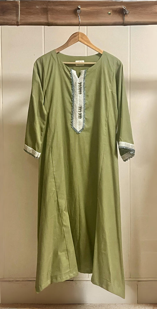 Elegant Khadi Straight Kurti – Handcrafted by Mishran